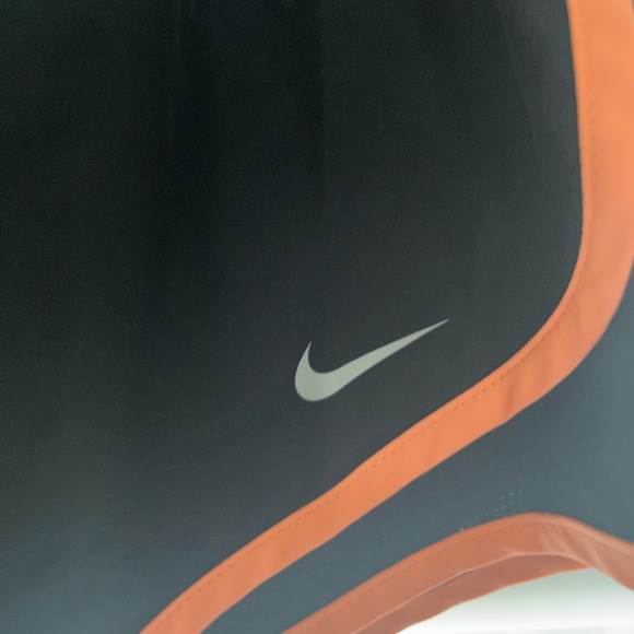 Nike Dri-Fit Shorts - Picture 3 of 8